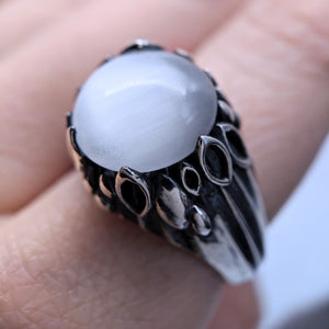The Lily Dome Ring in White