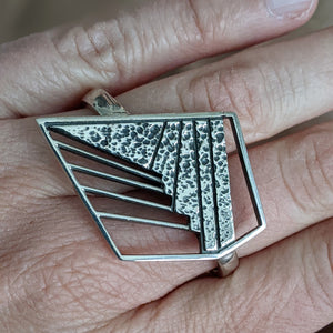 Perspective Two Finger Ring